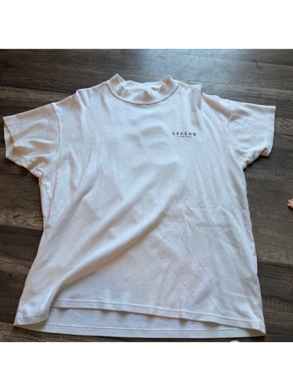 Legend London White Crewneck T-Shirt With Black Logo Design Size M